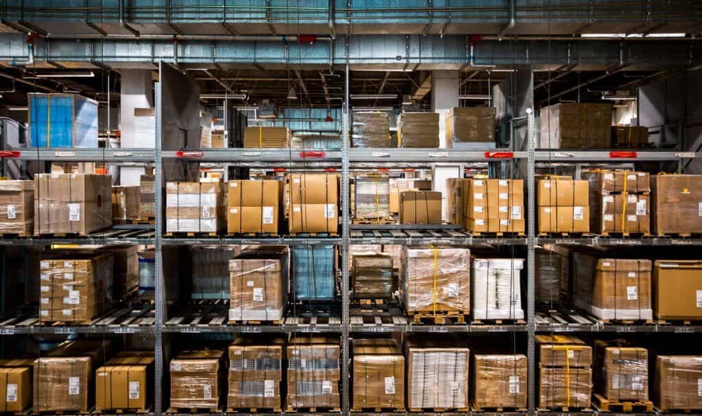 What Makes a Distribution Center Different From a Warehouse – Revealed