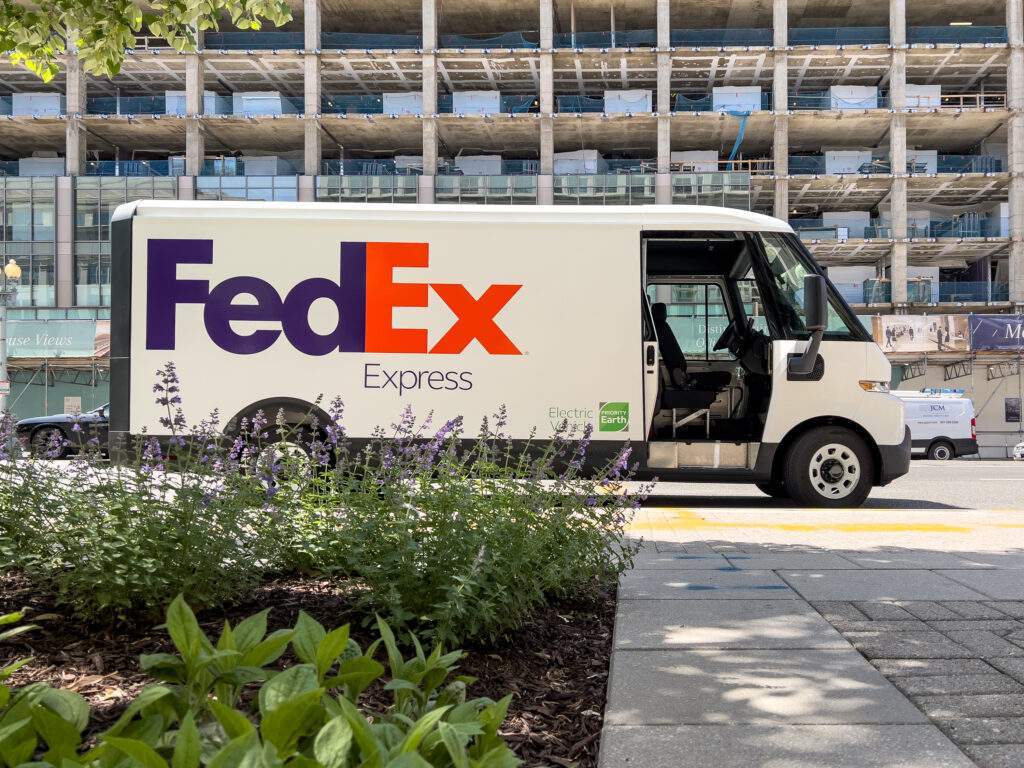 fedex van