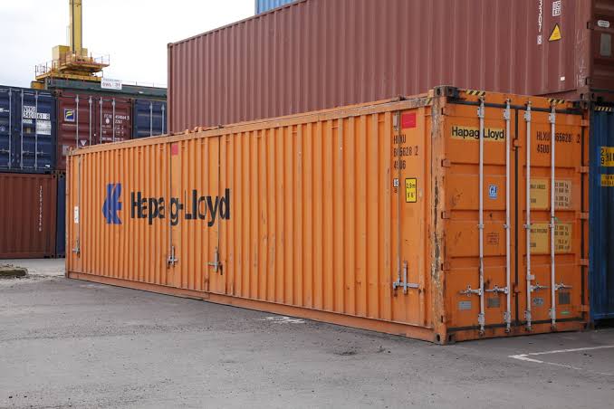 Common Applications of Hard Top Containers