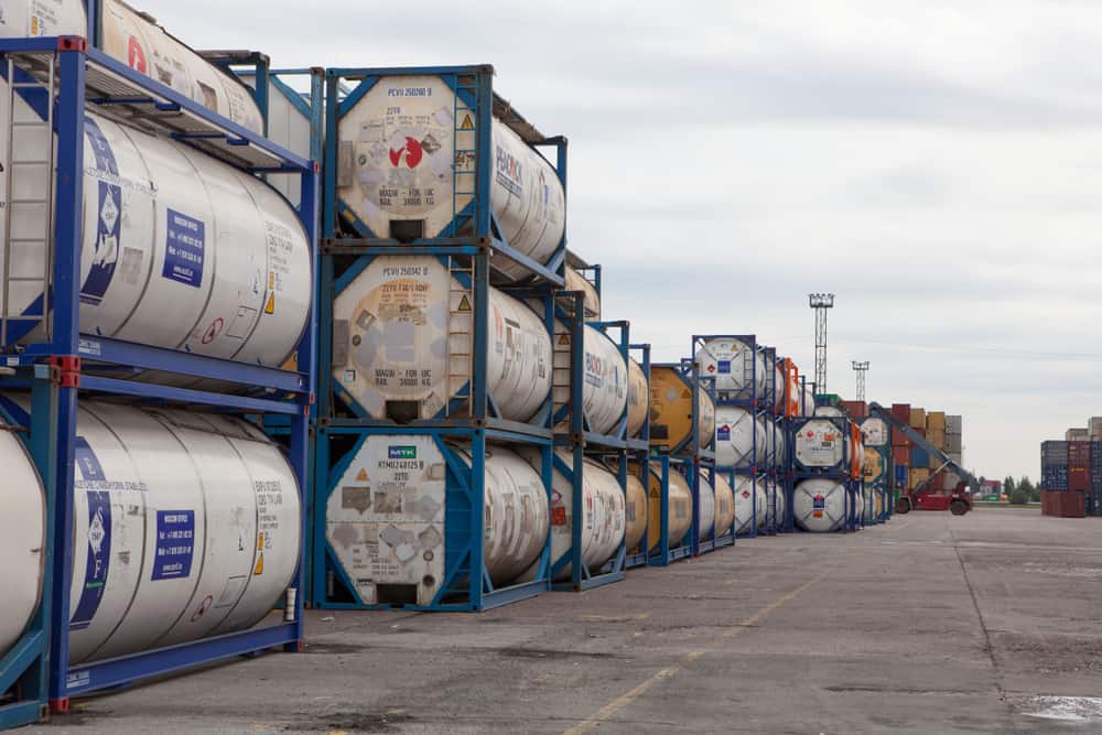 Storage of iso tank shipping Container