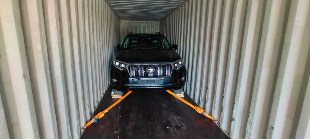 toyota car shipment dubai